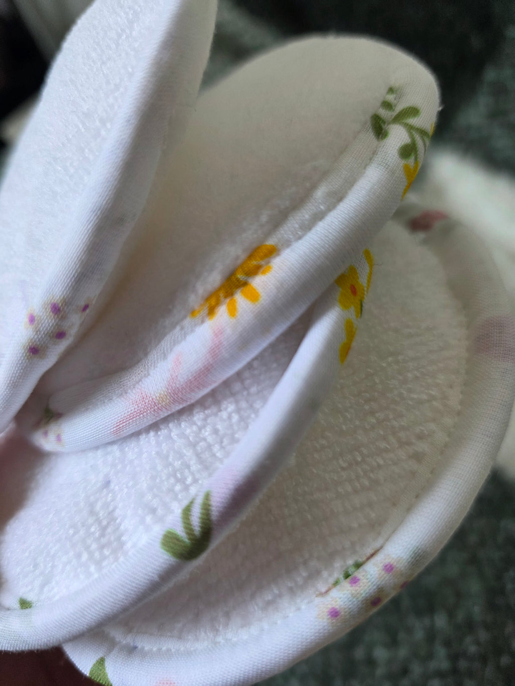 Reusable cleansing puffs