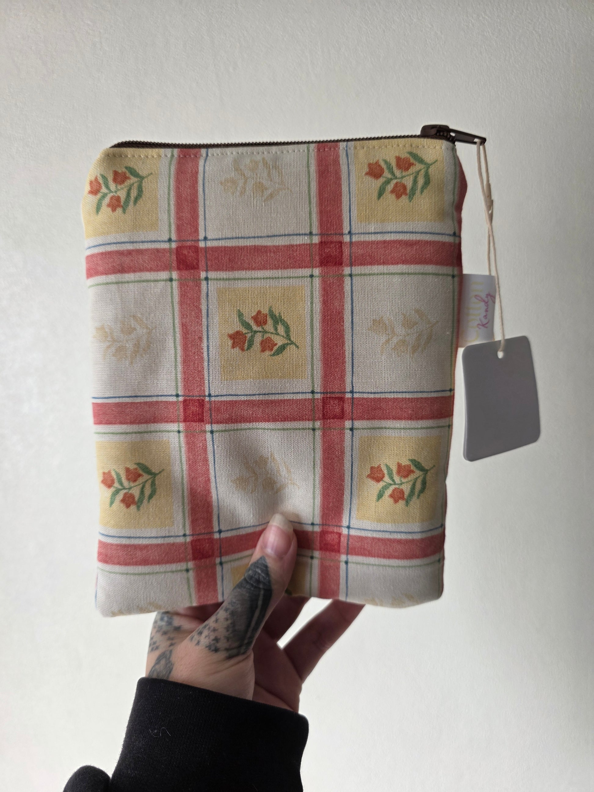 Tulip kindle cover - old label