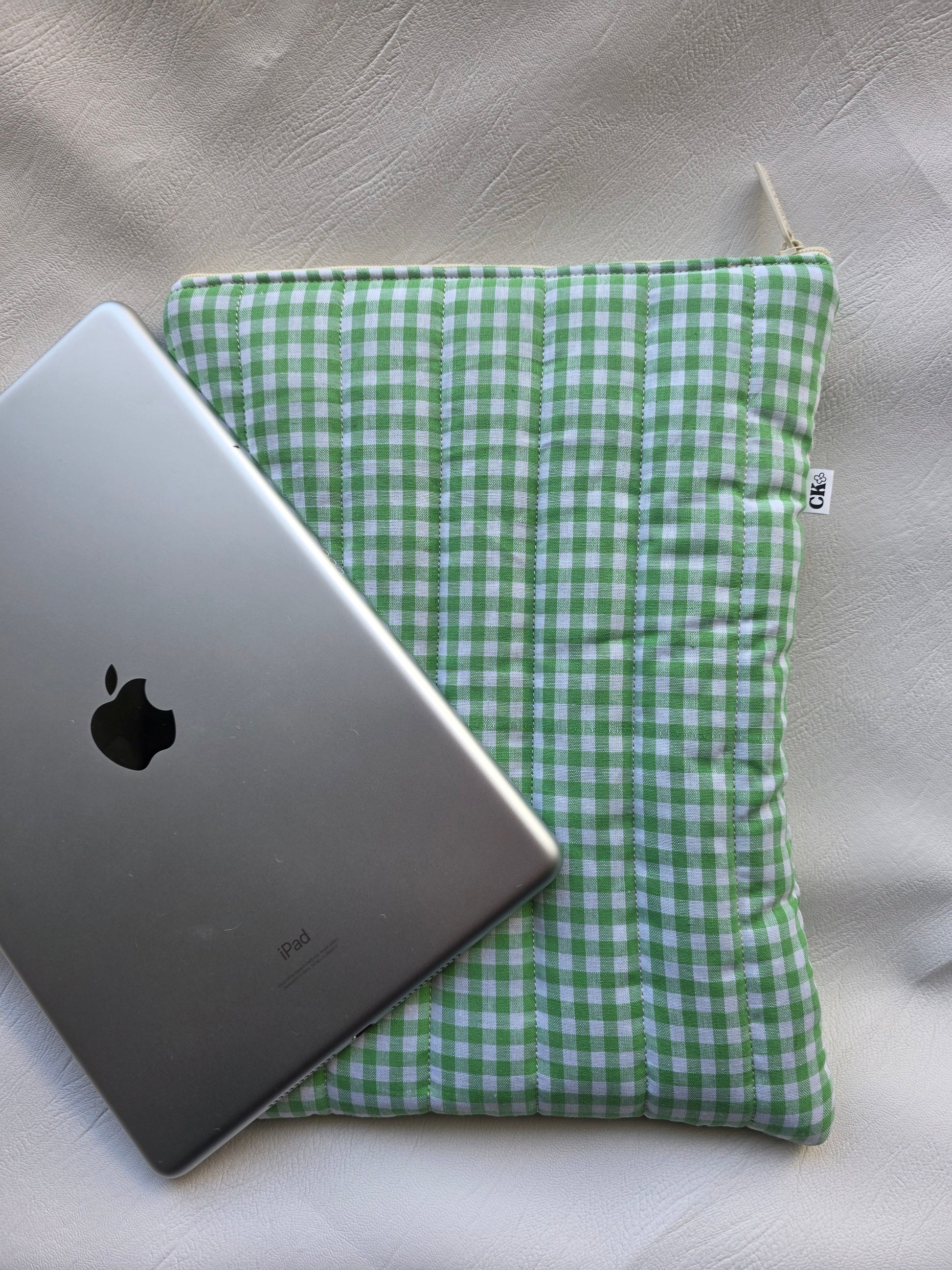 Ipad sleeve - Gingham green