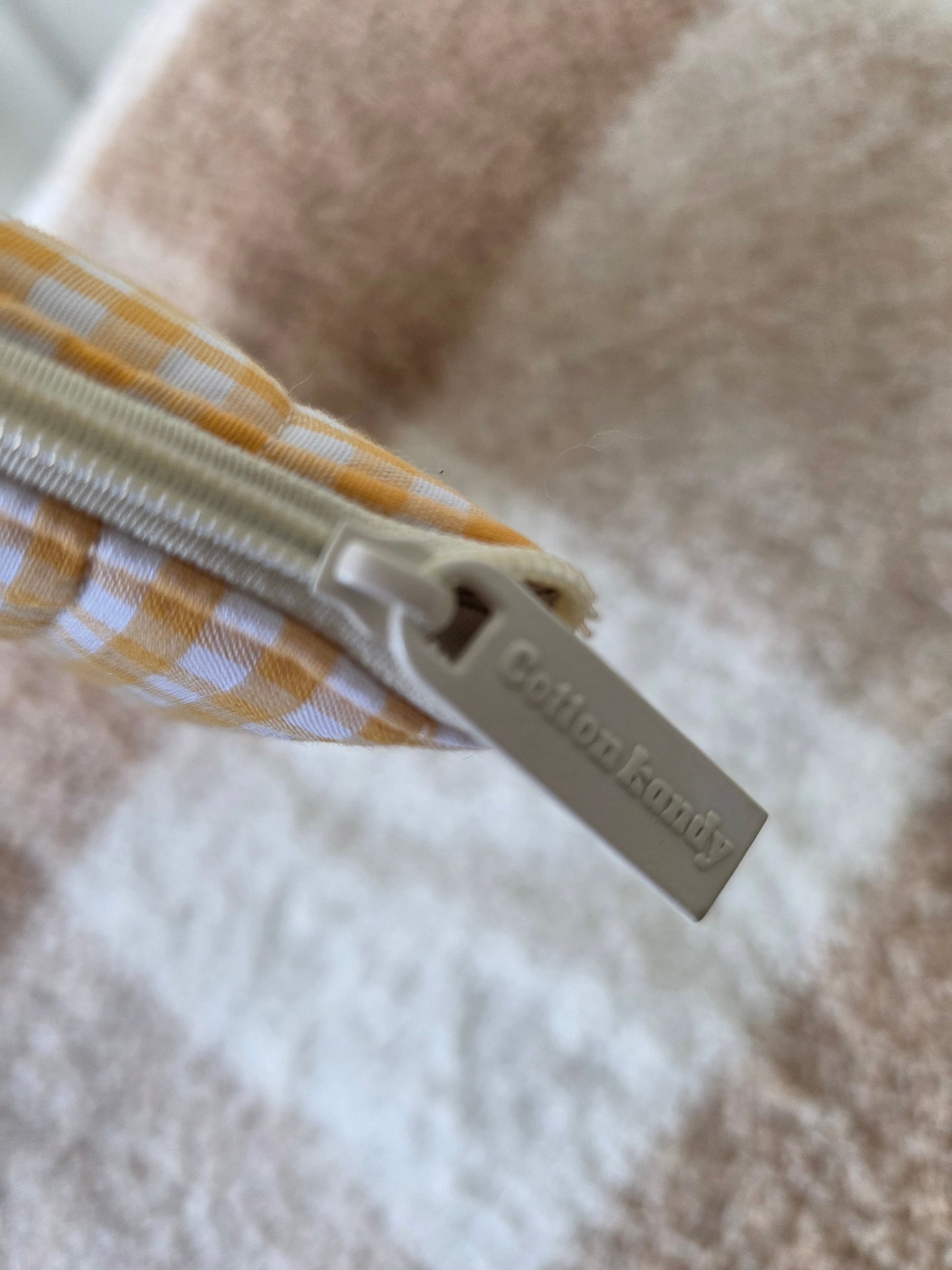 kindle pouch - Gingham yellow