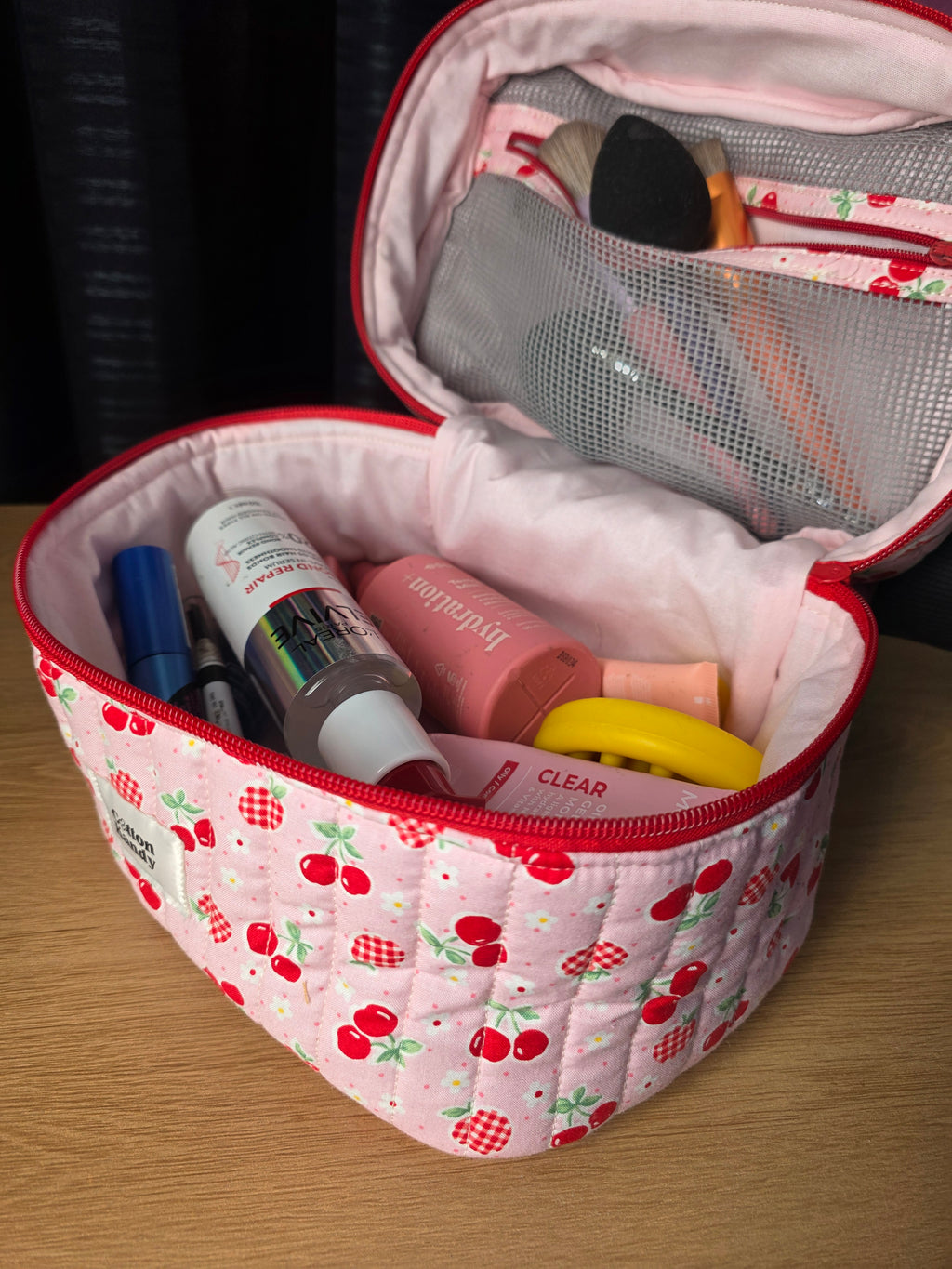 Vanity carry all - Cherry