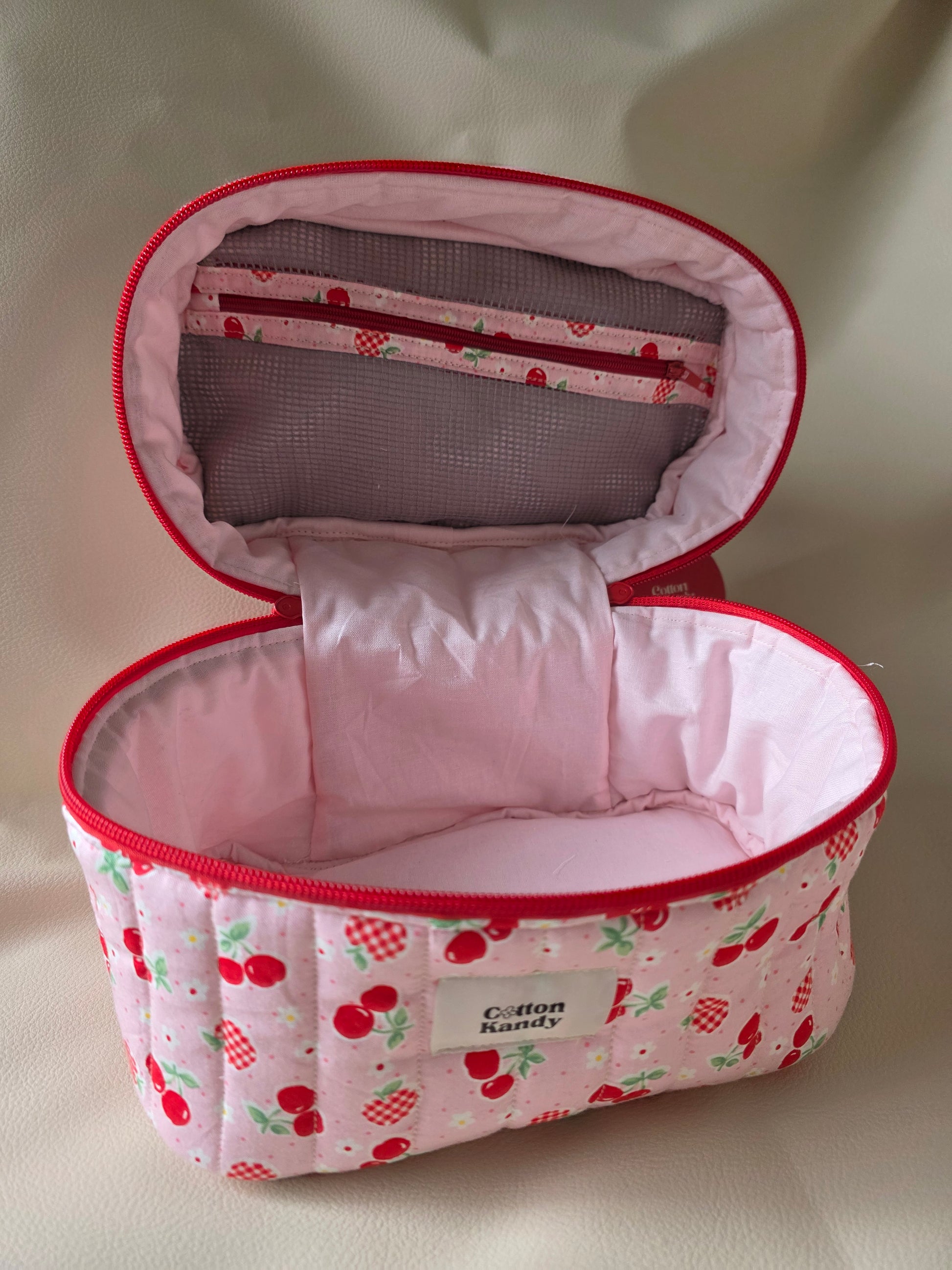 Vanity carry all - Cherry