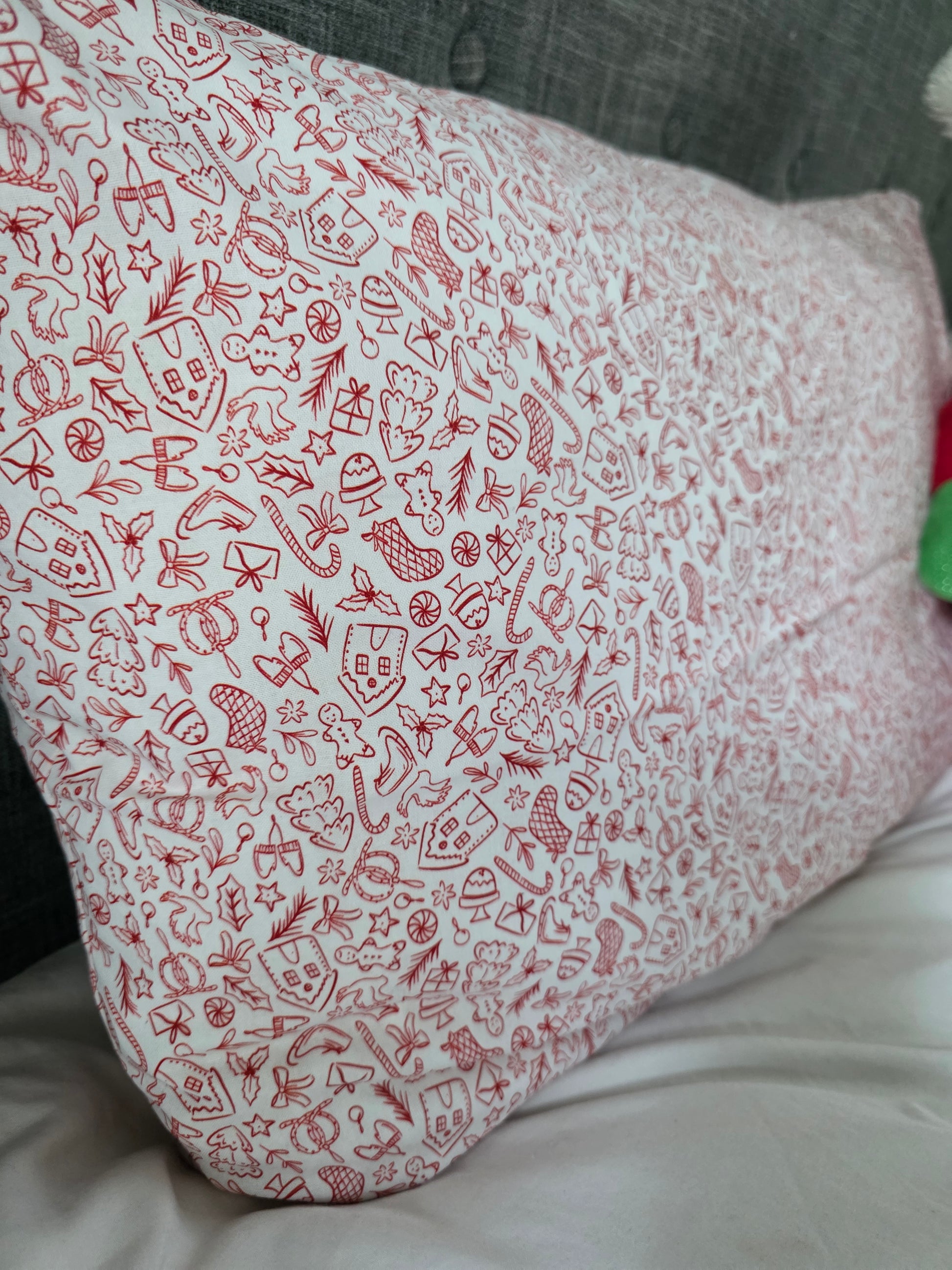 Christmas Pillowcase (single)