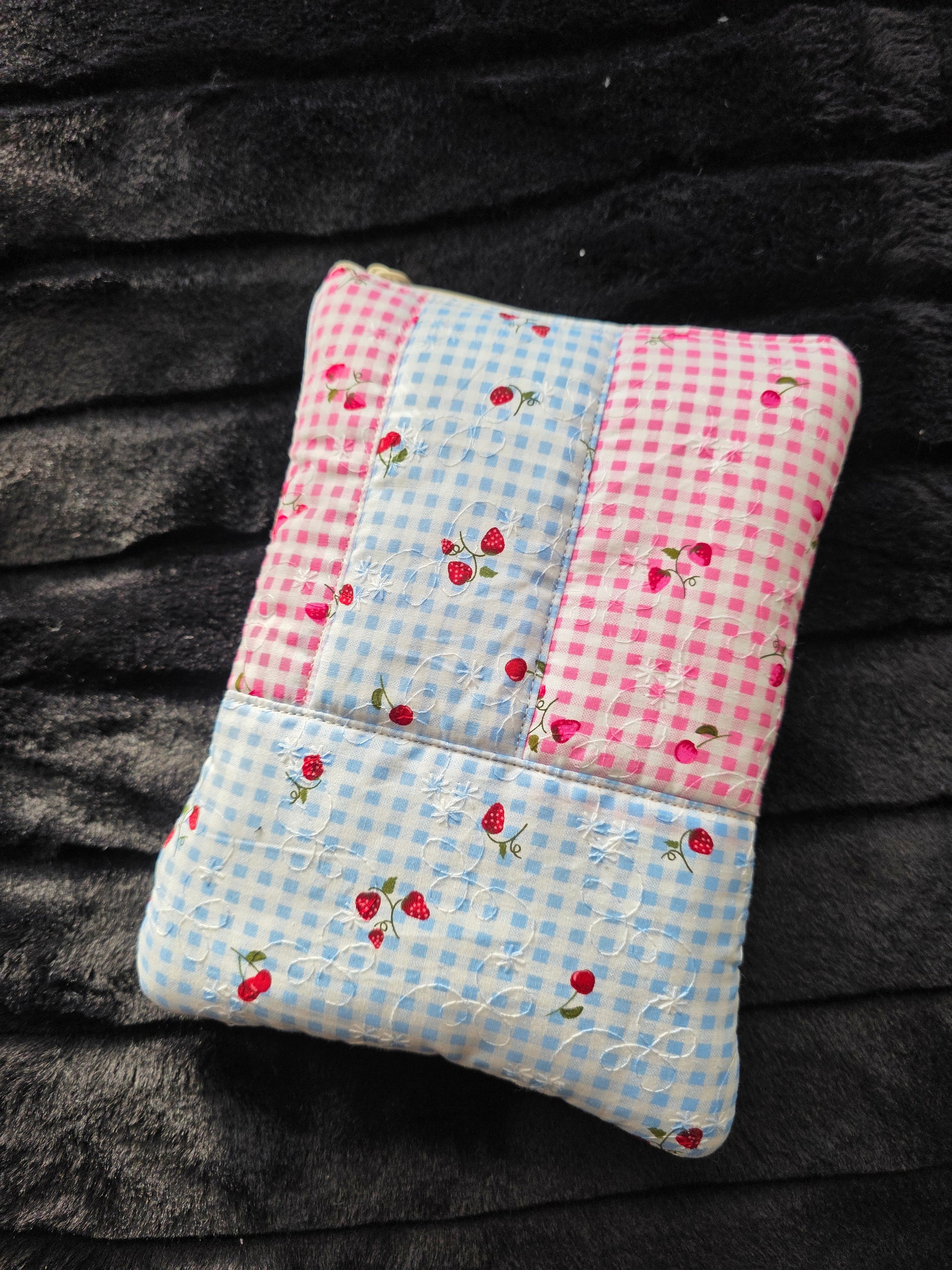 Kindle pouch