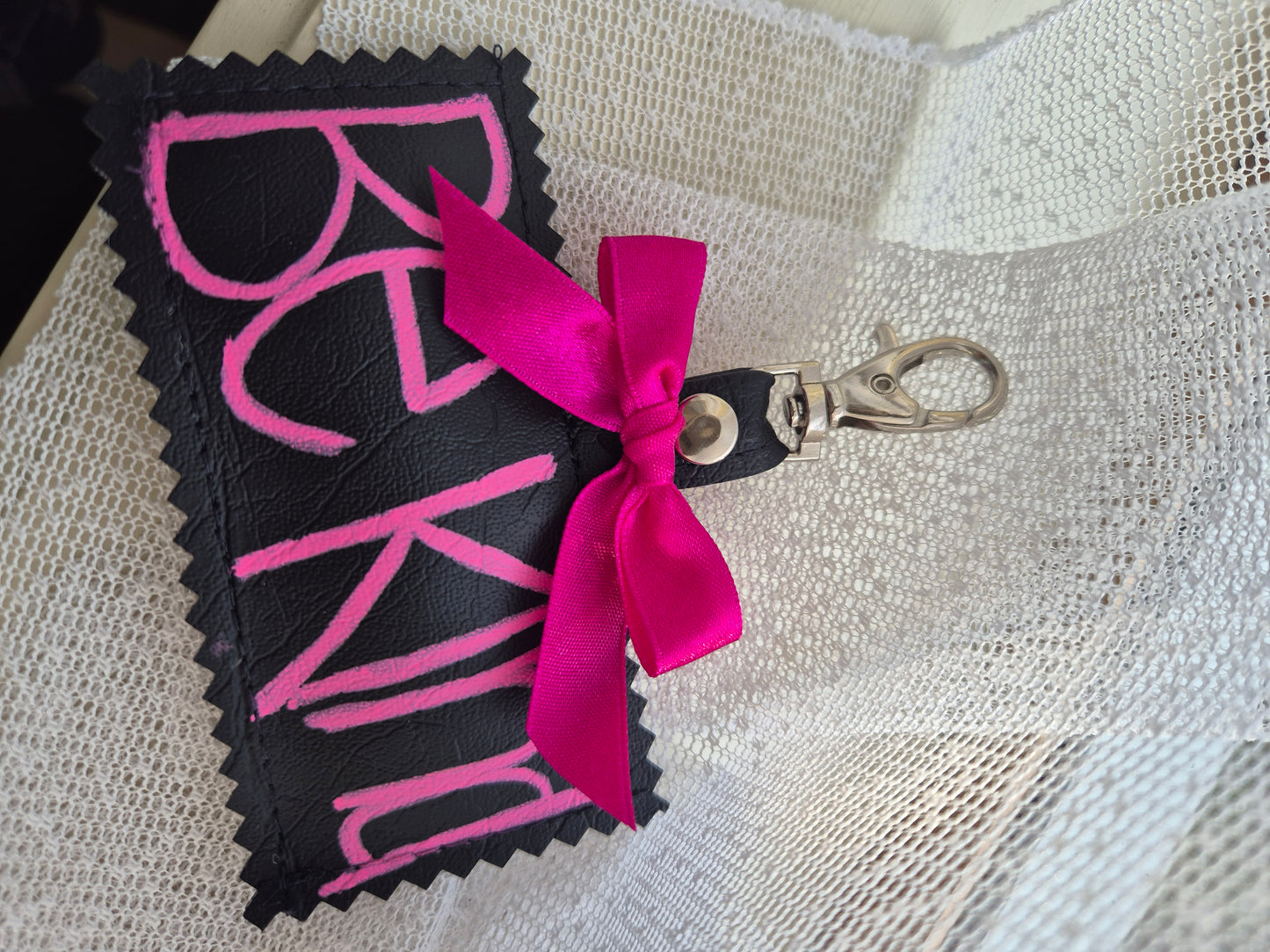 Be kind bag charm