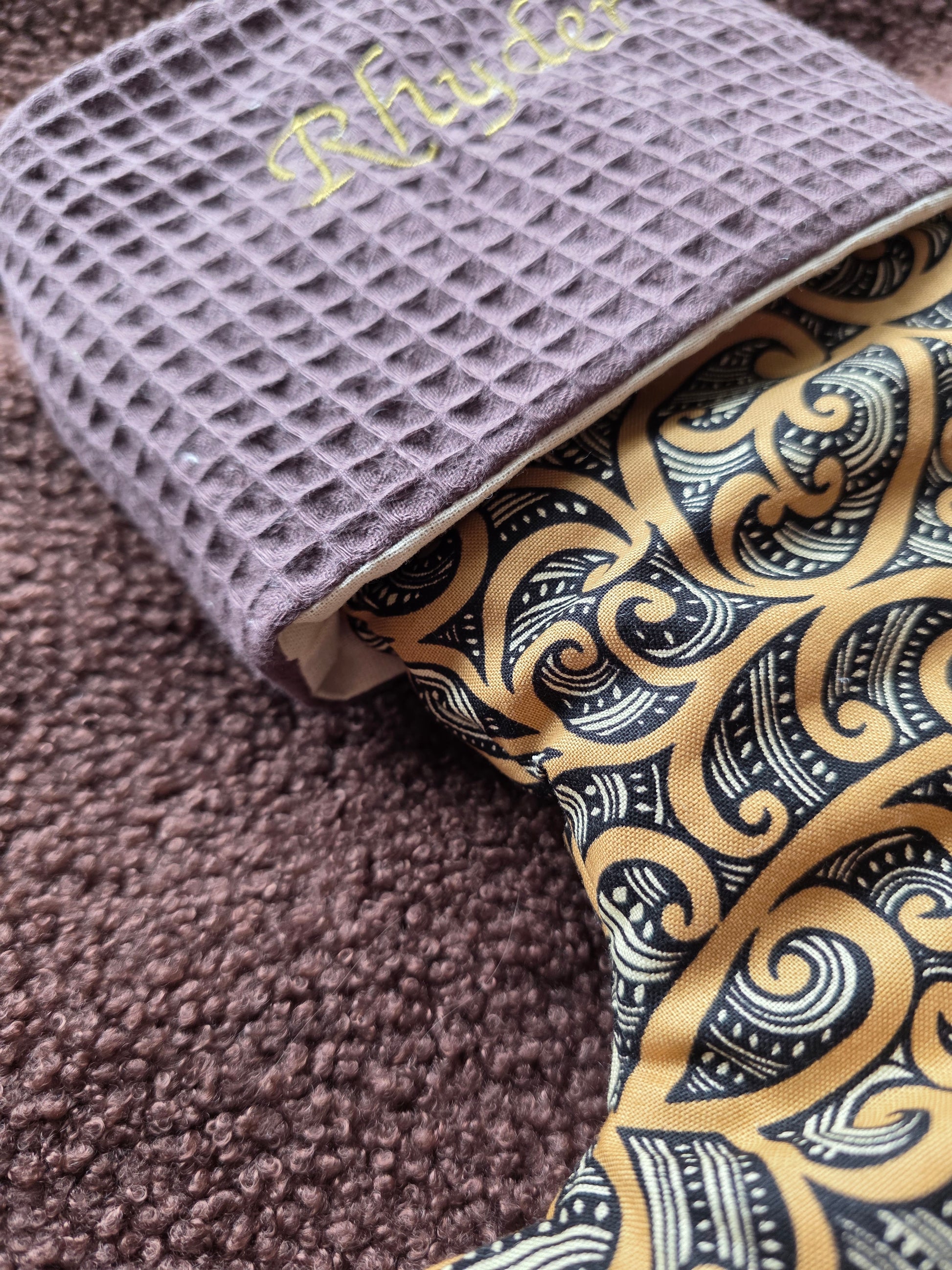 Black & gold koru christmas stocking