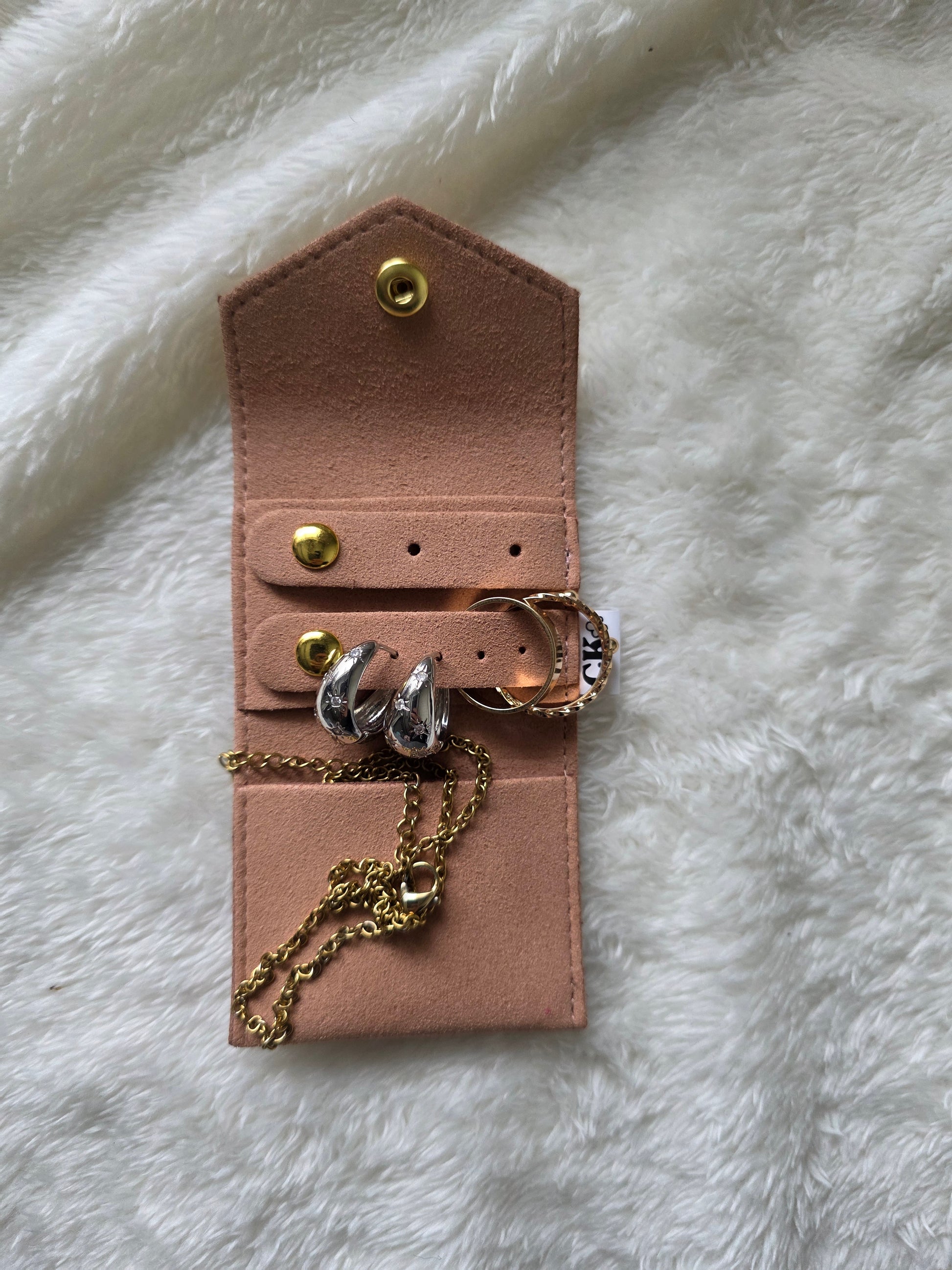 Travel jewellery pouch