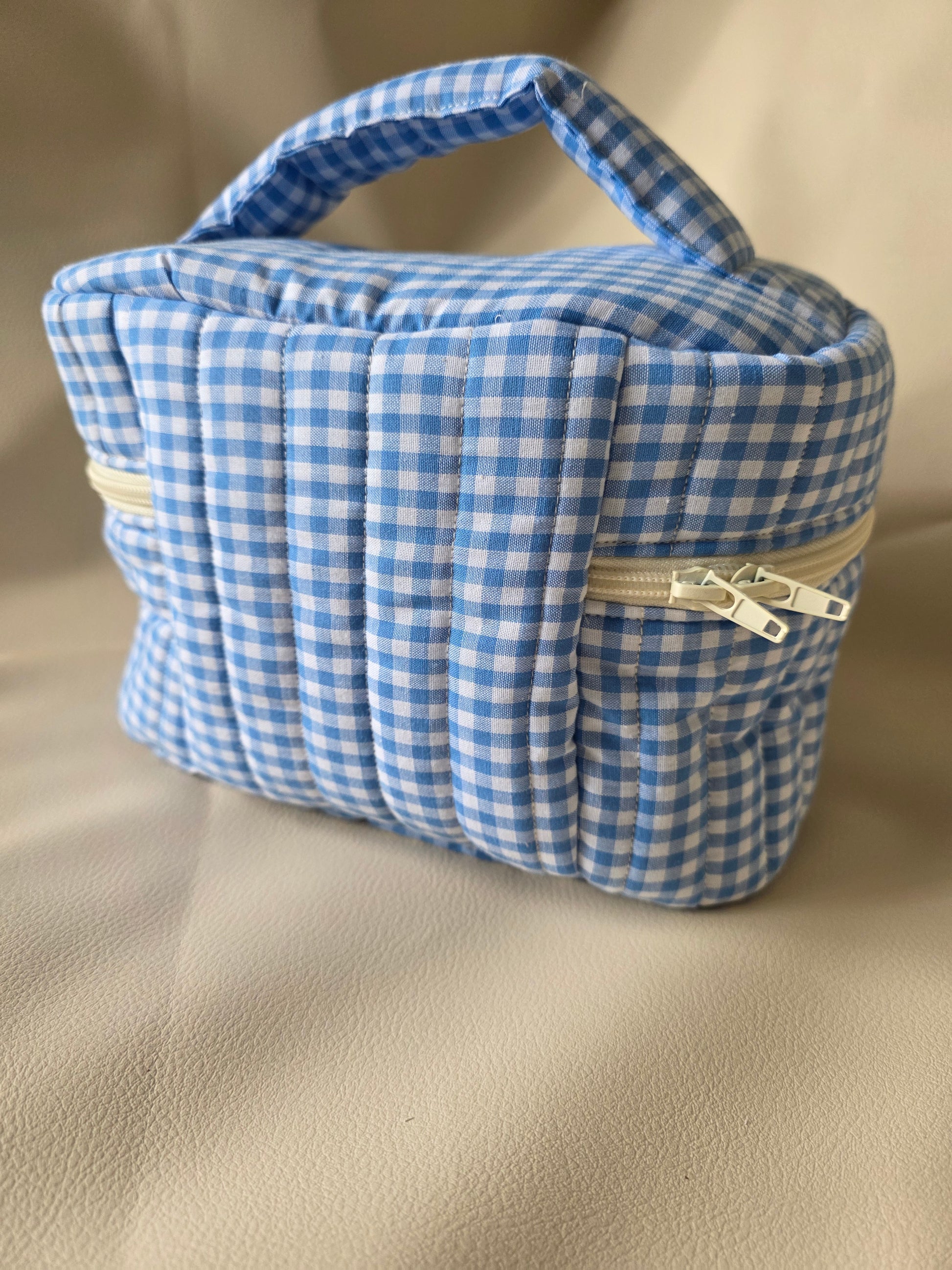 Vanity carry all - Gingham blue