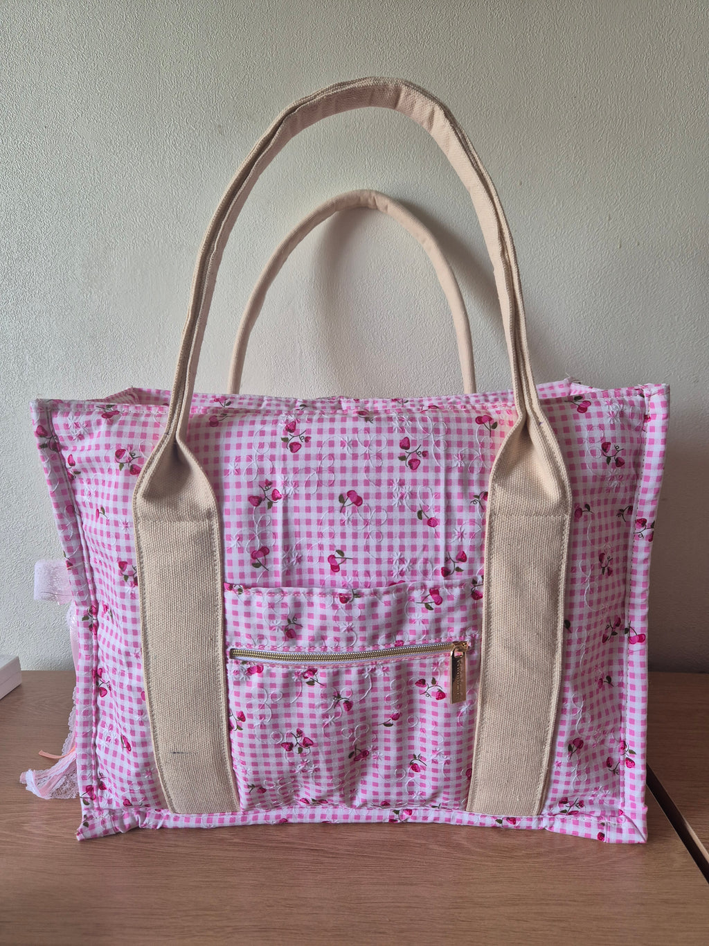 Square tote